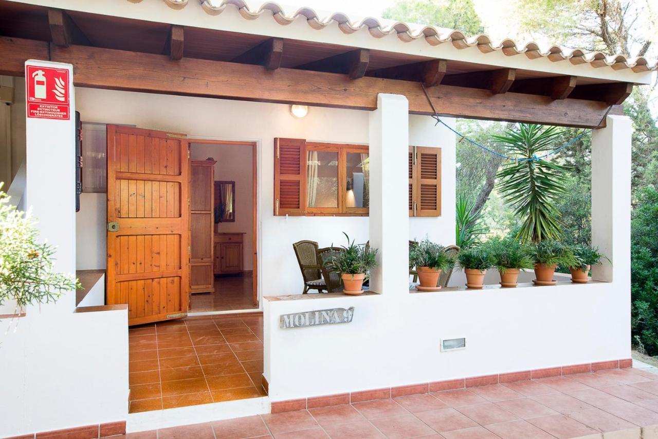 Apartamentos Molina 9-10-11 Es Caló Extérieur photo